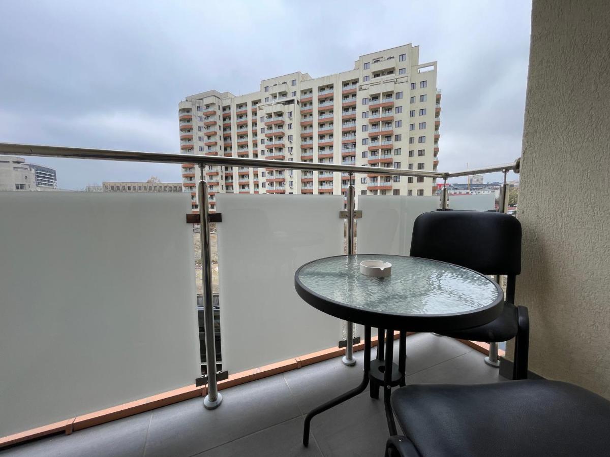 Apartment Near Palas Mall Iasi Exteriör bild