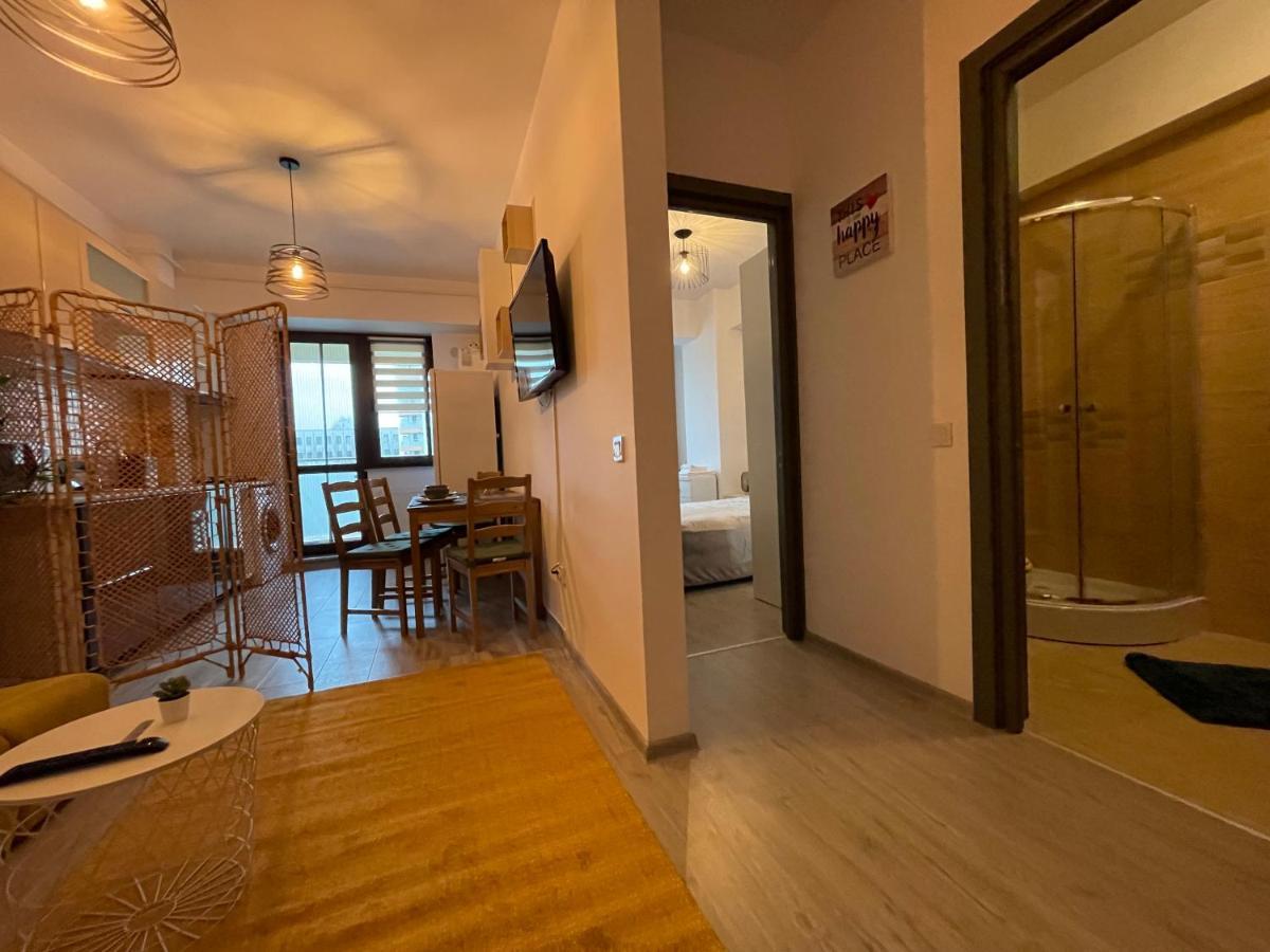 Apartment Near Palas Mall Iasi Exteriör bild
